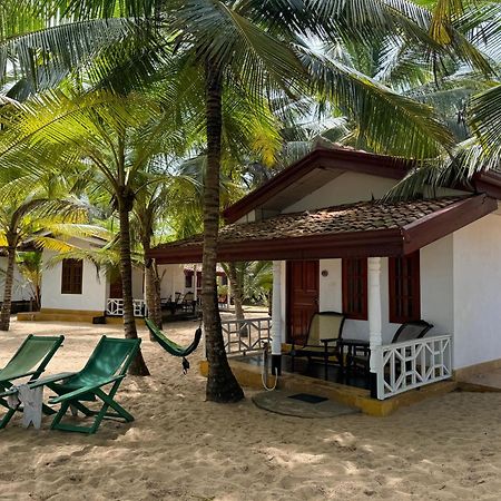 Ibisbird Beach Bungalows, Sport, Spa And Restaurant Tangalle Ngoại thất bức ảnh
