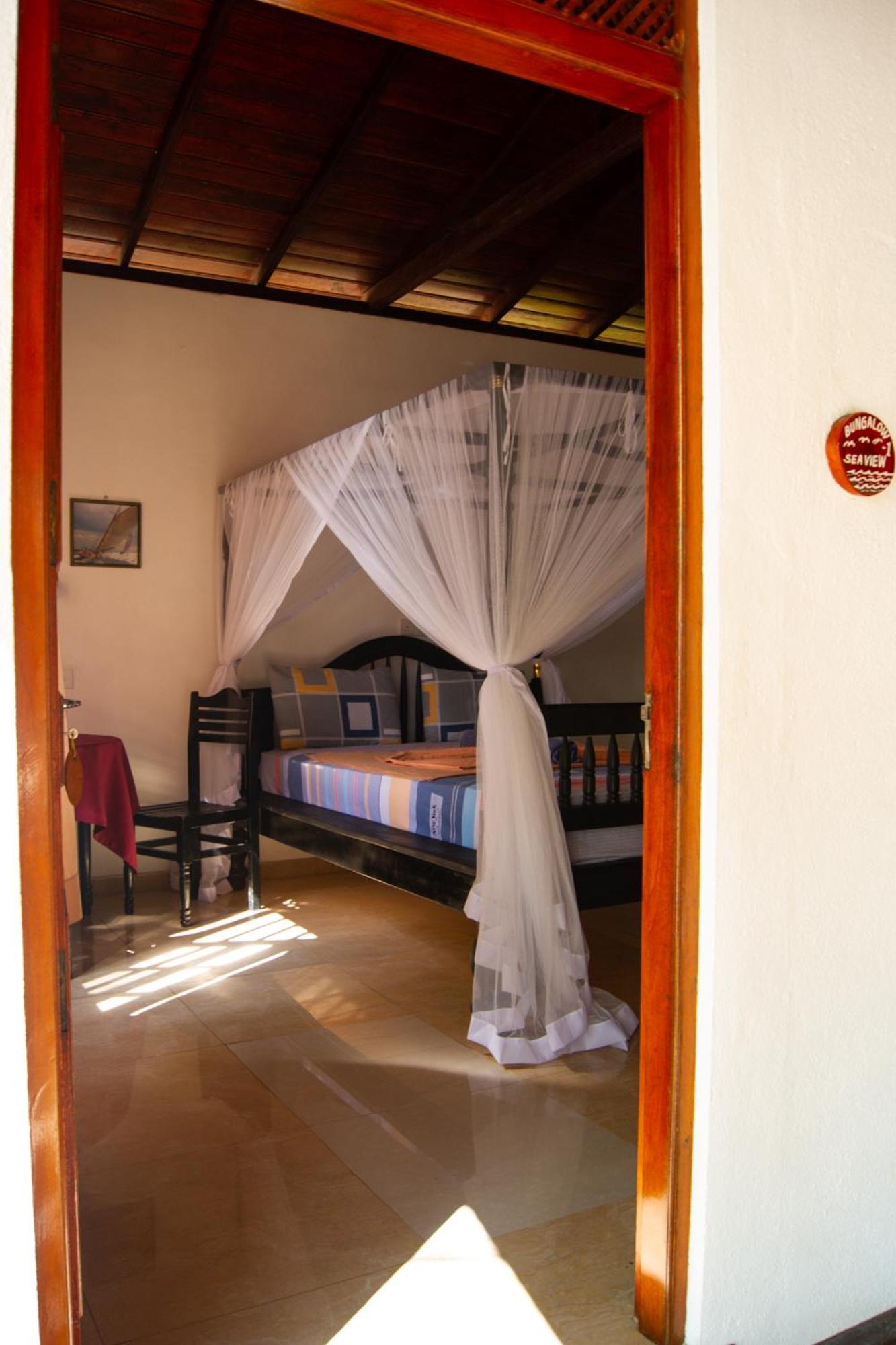 Ibisbird Beach Bungalows, Sport, Spa And Restaurant Tangalle Ngoại thất bức ảnh